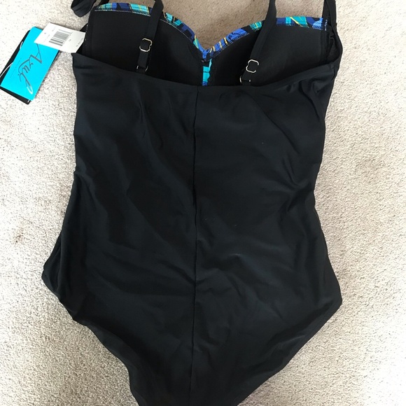 Azul by Maxine of Hollywood Swimsuit.  Size 14. Vibrant teal & blue multi top. - Picture 6 of 7